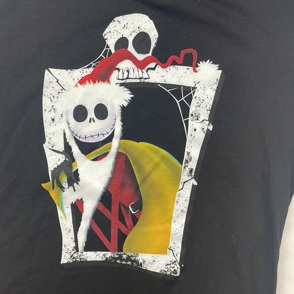 Disney Nightmare Before Christmas Juniors Graphic Tee Jack Skellington Large NWT - Picture 8 of 9